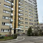 아파트 Dworzec Zachodni Wielunska 바르샤바