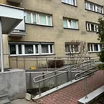 Dworzec Zachodni Wielunska * وارسو