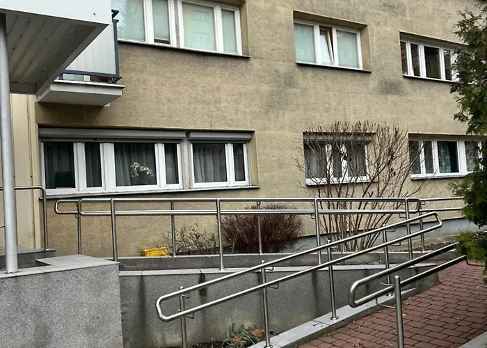 Wieluńska * Warszawa