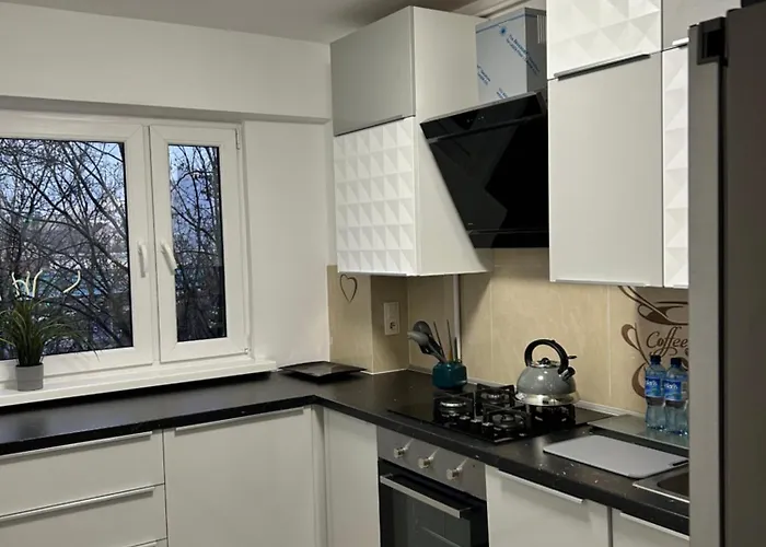 Wieluńska * Warszawa